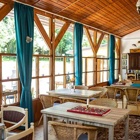 Tusculanum Udvarhaz Mindszentkálla