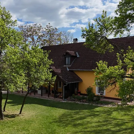 Tusculanum Panzió * Mindszentkálla