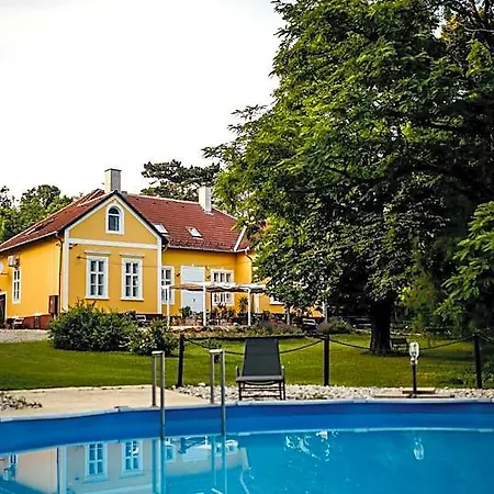 Couette-café Tusculanum Udvarhaz Mindszentkálla